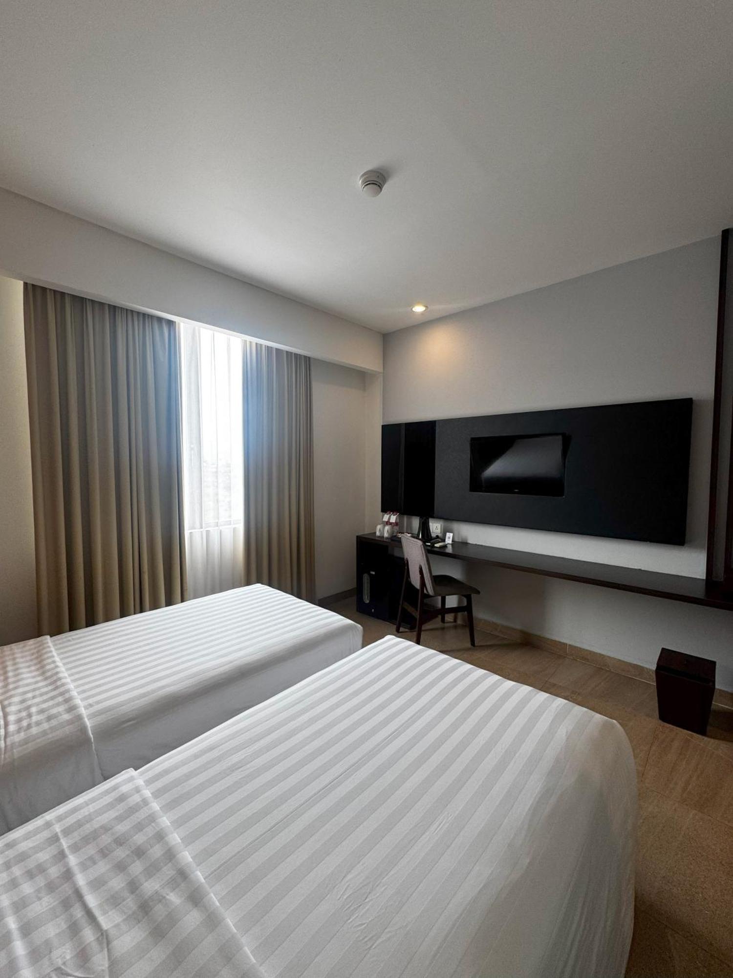 Santika 3* Sukabumi